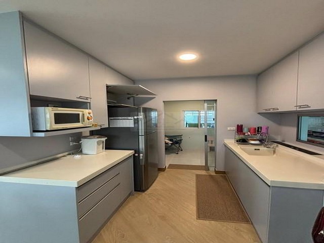 ให้เช่าบ้านเดี่ยว 2 ชั้น หลังมุม ถนนวงแหวนกาญจนาภิเษก โครงการ มัณฑนา 2 วงแหวน-อ่อนนุช เฟอร์เครื่องใช้ไฟฟ้าพร้อมอยู่