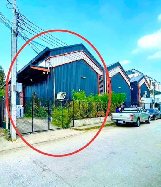 เดอะแจส วังหิน 1.2 กม.โลตัส โชคชัย4 700ม.ให้เช่าอาคาร  250ตร.ม. พร้อมที่จอดรถด้านข้าง ไฟฟ้า 3 เฟส สตรีวิทยา MRT โชคชัย4 2.6 กม.   