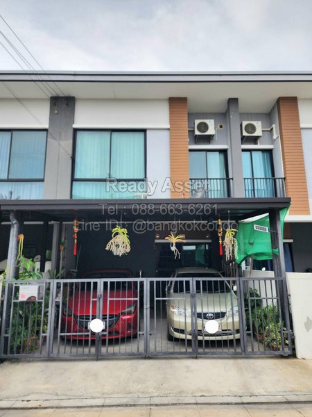 รหัสทรัพย์ : S68-05-01ทาวน์โฮม 2 ชั้น หมู่บ้านยูนิโอทาวน์ เพชรเกษม 110:: รายละเอียด ::ขายทาวน์เฮ้าส์ เพชรเกษม 110เนื้อที่ 18.5 ตารางวา พื้นที่ใช้สอย 115 ตารางเมตรหน้ากว้าง 5.7 เมตร3 ห้องนอน 2 ห้องน้ำ2 ที่จอดรถ 1 ห้องครัวเฟอร์นิเจอร์- ปั้มน้ำ- แท้งน้ำ- แอร์ 3 ตัวราคา 2.45 ล้านบาท_ _ _ _ _ _ _ _ _ _ _ _ _ _ _ _ _ _ _ _ _ _สิ่งอำนวยความสะดวก- สวนส่วนกลาง- ที่ตั้งนิติบุคคล- ซุ้มทางเข้า พร้อมป้อม รปภ.- ระบบ CCTV บริเวณ หน้าโ