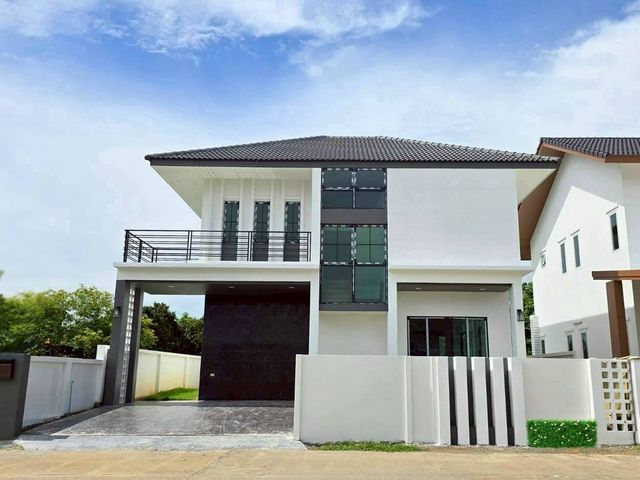 ราคาพิเศษ 3.29 ล้าน 50 ตร.ว. สันทราย บ้านเดี่ยว 2 ชั้น ทำเลดี ใกล้เมือง บ้านสวย โครงสร้างแข็งแรง พร้อมฟังก์ชันครบครัน #น้ำไม่ท่วม