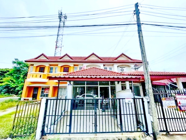  ม. ขอนแก่น 4.5 กม. ให้เช่าทาวน์เฮ้าส์ 2 ชั้น พร้อมเฟอร์  4 นอน  ตลาด หนองกุง 1.4 กม.  โลตัส ขอนแก่น 1.8 กม.ถ.มิตรภาพ -เลี่ยงเมืองขอนแก่น