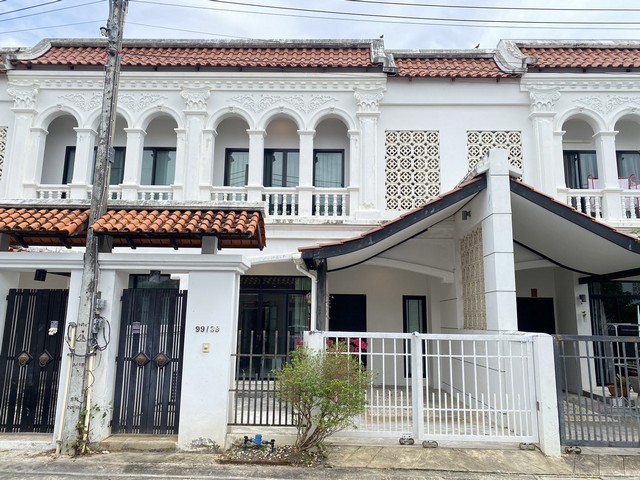 #THR033 For Rent : 2-Story Town home near Super Cheap Market, 3 Bedroom 3 Bathroom 2-Story Town House- 3 Bedrooms 3 Bathrooms- 1 living room- 1 Kichen Facilities – Security guards (24 hours), CCTV (2 points (entrance-exit project)) Nearby landmarks 1. Super Cheap Market2. Lotus 3. Big C 4. Makro5. Central   Rental price 30,000 Baht per month for yearly contract++++++++++++++#THR033 สำหรับเช่า : บ้านทาวเฮ้าส์ 2 ชั้น ทำเลรัษฏา ขนาด 3 ห้องนอน 3 ห้องน้ำ  ทาน์โฮม 2 ชั้น - 3 ห้องนอน 3 ห้องนํ้า- 1 ห้องรับแขก- 1 ห้องครัว สิ่งอำนวยความสะดวก – รปภ. (ตลอด 24 ชั่วโมง), CCTV (2 จุด (ทางเข้า – ออก โครงการ))สถานที่สำคัญใกล้เคียง 1. ซุปเปอร์ช