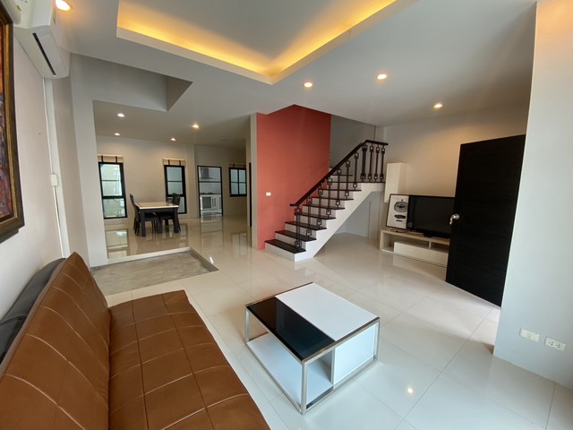 For Rent : Town home near Super Cheap Market, 3 Bedroom 3 Bathroom