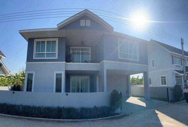 ให้เช่า 30,000 บาท/เดือน ขาย 5.2 ล้าน #โซนสารภี บ้านเดี่ยว 2 ชั้น หลังใหญ่ #เฟอร์นิเจอร์ครบ พร้อมอยู่ทันที! ห่างจากสนามบิน เพียง 15 นาที