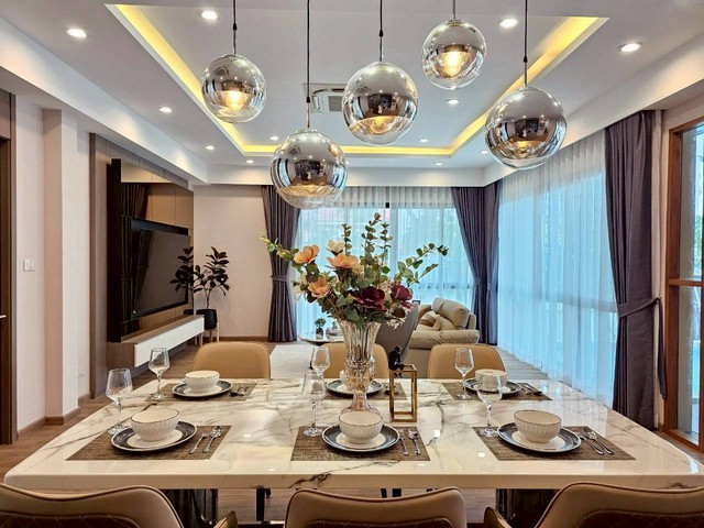 ขายบ้านพูลวิลล่าสร้างใหม่ 2 ชั้น ???? ใกล้ทะเลจอมเทียนเพียง 1.5 กม. ตำบลหนองปรือ อำเภอบางละมุง ชลบุรี