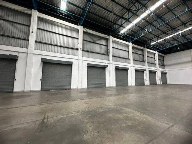 ให้เช่าโกดัง–คลังสินค้าใหญ่ หนองขาม ศรีราชา ใกล้มอเตอร์เวย์ 18,984 ตร.ม. TP-W1584