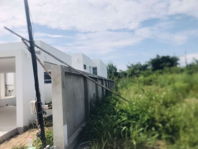 ขายที่ดินเปล่า 104ตรว. 890,000บ. ถนนคอนกรีต ถมดิน น้ำ ไฟฟ้า ต.หนองแหย่ง อ.สันทราย เชียงใหม่