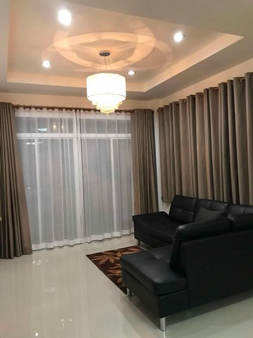 ขายบ้านเดี่ยวมือสอง หมู่บ้านเดอะลิฟวิ่ง สุรศักดิ์ ศรีราชา ชลบุรี FP-H01100