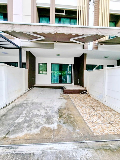 กำนันแม้น  18ตร.วาให้เช่าทาวน์โฮม 3 ชั้น กัลปพฤกษ์ .218 ตร.ม. บ้านกลางเมือง MRT ภาษีเจริญ 1.3 กม.เฟอร์ และเครื่องใช้ไฟฟ้า 3 นอน