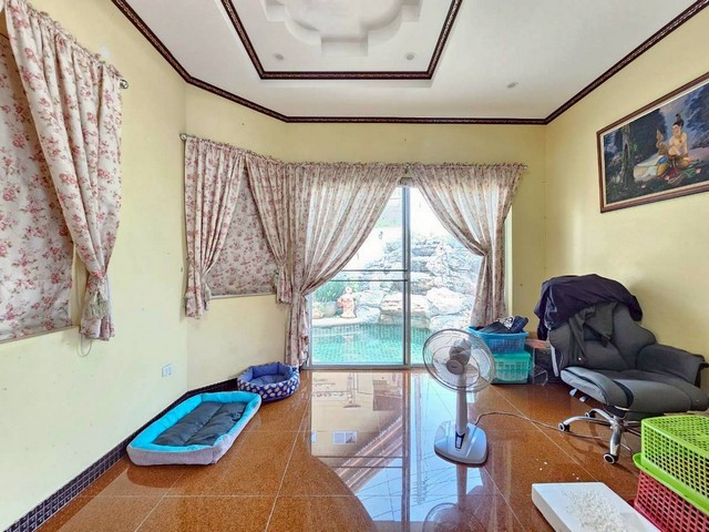 ขายวิลล่า 2 ชั้นครึ่ง ดาดฟ้ามองเห็นวิวเมืองพัทยา  แยกมัชฉานุ ทัพยา จอมเทียนพาเลส