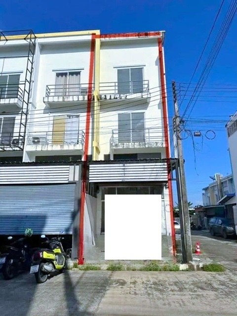 รพ.ธัญบุรี 1.9กม.ดูโฮม รังสิต-คลอง6 800 ม. ให้เช่าอาคาร 3 ชั้นมีชั้นลอย ห้องริม 2-3นอน 3 น้ำ ม.อีสเทิร์นเอเชีย 2.7 กม. BTS คูคต 