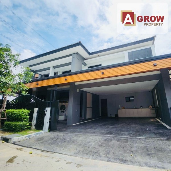 ให้เช่าหมู่บ้านเดอะซิตี้ บางนา กม.7 บ้านพร้อมสระว่ายน้ำ ตกแต่งพร้อมหิ้วกระเป๋าเข้าอยู่ได้เลย