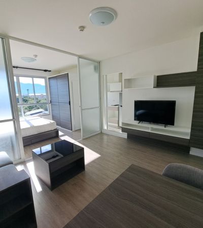 ขาย 2.5 ล้านบาท*D Condo Ping | ดี คอนโด พิงค์ห้องมุม วิวดอยสุเทพติดเซ็นทรัลเฟสติวัล เชียงใหม่ เดินถึงได้.Studio 1 ห้องนอน | ขนาด 30 ตร.ม.ชั้น 5 ตึก A ห้องมุม วิวดอยสุเทพไม่มีห้องตรงข้าม เป็นส่วนตัวสุด ๆ.เฟอร์นิเจอร์ครบ พร้อมอยู่เตียง+ที่นอน / ตู้เสื้อผ้า / โซฟา / ชั้นวางทีวี / โต๊ะกินข้าว / ตู้รองเท้า / ซิงค์ล้างจาน.เครื่องใช้ไฟฟ้าครบทีวี / ตู้เย็น / แอร์ / เตาไฟฟ้า+เครื่องดูดควัน / เครื่อ