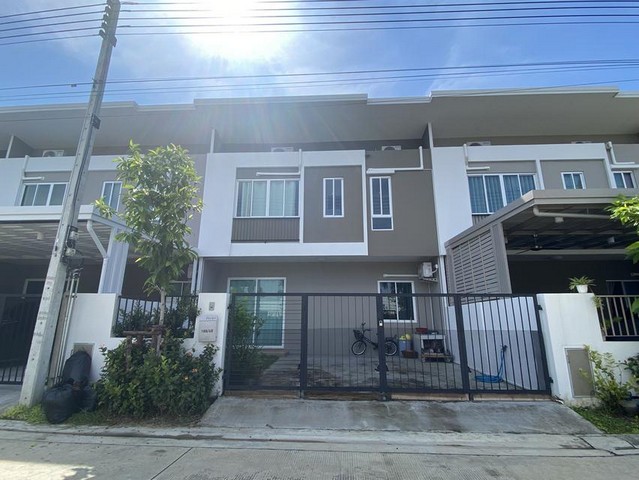 ขายทาวน์โฮมพร้อมผู้เช่าโครงการฟอร์เร่ปิ่นเกล้า-พุทธมณฑล สาย 5 จังหวัดนครปฐม