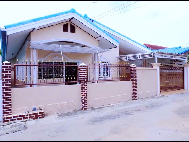 ตลาดไนท์ ปากช่อง 400ม.ให้เช่าบ้านเดี่ยวชั้นเดียว 45ตร.วา. 180ตร.ม. 2นอน 2น้ำ  ฟาร์มโชคชัย รพ.กรุงเทพ ปากช่อง 3.0กม.  ถ.มิตรภาพสายเก่า