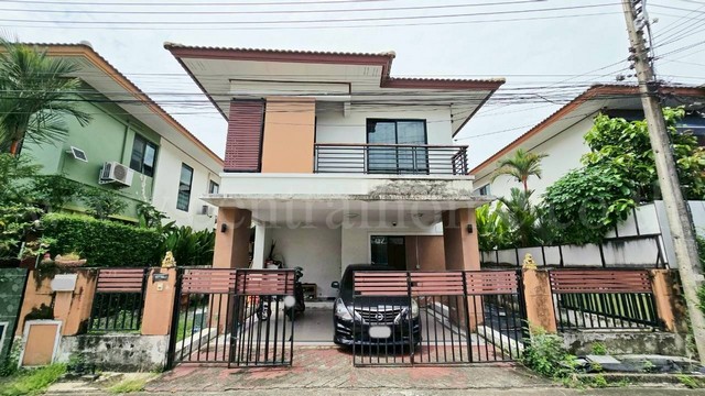 บ้านแฝด 2 ชั้น หมู่บ้านฟ้า ปิยรมย์ พรีเมียร์ พาร์ค เฟส 10 ลำลูกกา