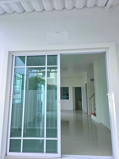 อมตะฝั่งดอนหัวฬ่อ ศุขประยูร ใหญ่มาก ให้เช่าบ้านเดี่ยว 2 ชั้น ตลาดหนองตำลึง 1.6กม.  ใหม่ทั้งหลัง  40ตร.วา.160ตร.ม. 4 นอน 2 น้ำ