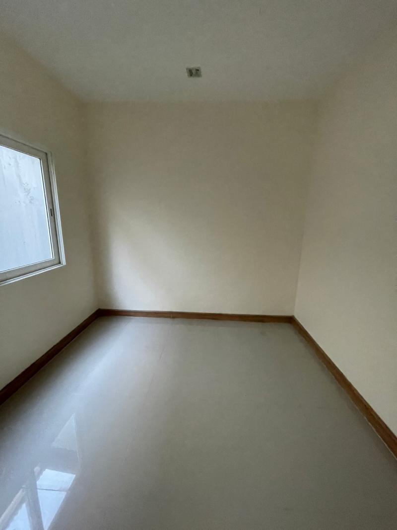 ขายทาวน์เฮ้าส์มือสอง อำเภอไทรน้อย จังหวัดนนทบุรี โครงการ โกลเด้นทาวน์ชัยพฤกษ์ - วงแหวน