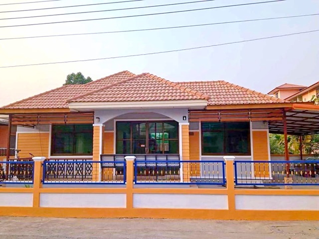 จัดเต็มเฟอร์ บิ๊กซี อยุธยา 1กม. ตลาดจอมพล 3.2กม 3นอน ให้เช่าบ้านเดี่ยวชั้นเดียว 62 ตร.วา. 240 ตร.ม.   3 น้ำ  แยกอุทัย วัดสุทธิ