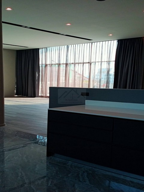 ให้เช่าพื้นที่สำนักงาน 262 ตรม. ซอยเอกมัย 22 ตึก APAI LoFT เดินทางสะดวก ใกล้ BTS เอกมัย