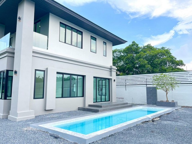 ขายบ้านเดี่ยว 2 ชั้น หมู่บ้าน ณุศาศิริ ซิตี้ พระราม 2 ต.บางน้ำจืด จ.สมุทรสาคร เนื้อที่  230.7 ตรว พร้อมสระว่ายน้ำส่วนตัว