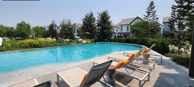 P1107 ให้เช่าบ้านเดี่ยว 2 ชั้น โครงการ สราญสิริ รามคำแหง  Sanransiri Ramkhamhaeng ถนนราษฎร์พัฒนา ไม่รับสัตว์เลี้ยง ตกแต่งพร้อมเข้าอยู่