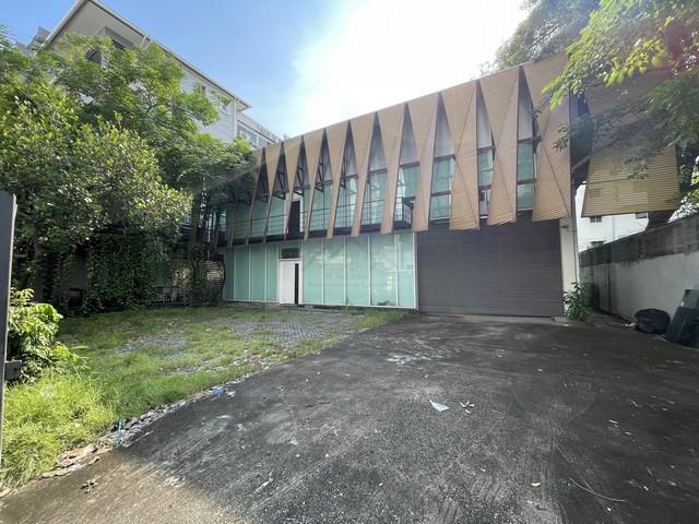 BR 1457 ให้เช่าโกดังพร้อมออฟฟิศ บนเนื้อที่ 200 ตรว. ซอยบางนาตราด 32 โกดังเก็บของขนาดใหญ่ ไฟฟ้า 3 เฟส