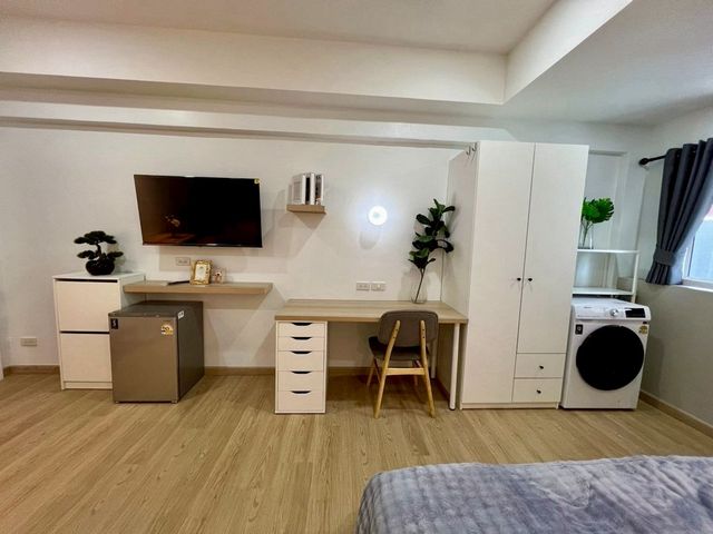 ขายถูกเพียง 1.29 ล.เท่านั้น 24 ตรม. #เชียงใหม่คอนโด #นิมมาน ทำเลสุดฮอต! กลาง นิมมานเหมินทร์ #เหมาะทั้งอยู่เองและปล่อยเช่า