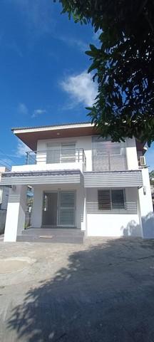 ให้เช่าบ้านเดี่ยว 2 ชั้น 54 ตร.ว. ย่านเจริญราษฎร์ สาทร เหมาะทำออฟฟิศ หรือพักอาศัย ใกล้เทอมินอล21