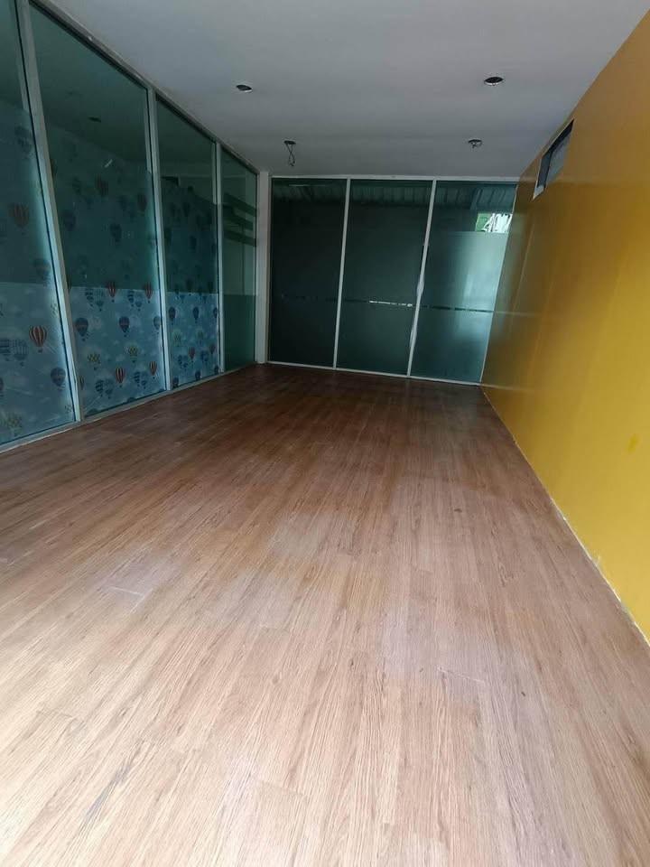 HR 6136 ให้เช่า อาคาร ประดิษฐ์มนูธรรม แถวเลียบทางด่วนรามอินทรา