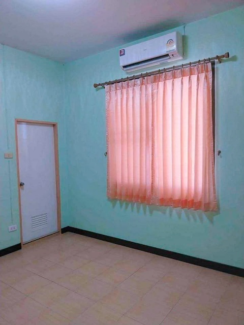 ตลาดจอมพล 3.2กม 3นอน บิ๊กซี อยุธยา 1กม. ให้เช่าบ้านเดี่ยวชั้นเดียว 60 ตร.วา. 240 ตร.ม. จัดเต็มเฟอร์  3 น้ำ  แยกอุทัย วัดสุทธิ