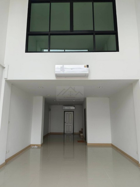 ให้เช่าโฮมออฟฟิศ 3.5 ชั้น 250 ตรม. ซิตี้ ลิงค์ พระราม9-ศรีนครินทร์ ถนนคู่ขนานกาญจนาภิเษก **ตึกอยู่ด้านหน้าโครงการ ติดถนนคู่ขนานมอเตอร์เวย์