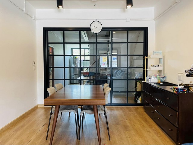 ขายอาคารตึกแถว 5 ชั้นพร้อมดาดฟ้า 2 ห้องหัวมุม สุขุมวิท 77 อ่อนนุชซอย 1 ติดตลาดอ่อนนุช ใกล้ BTS อ่อนนุชเพียง 600 เมตร ทำเลทองพร้อมเข้าอยู่