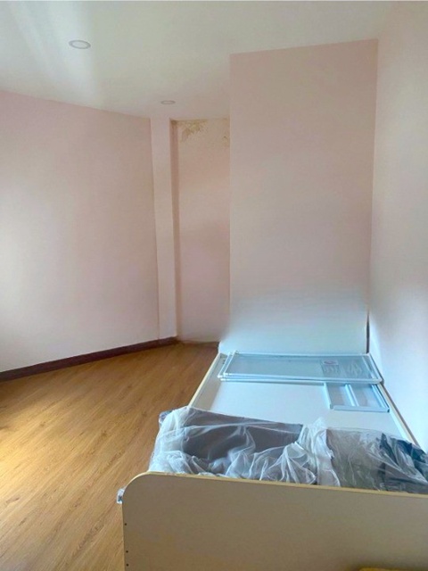 ซ.อินทามระ MRT สุทธิสาร 600 ม  ให้เช่า อาคารพาณิชย์ 3ชั้น ติดถนนใหญ่ แยก รัชดา 20ตร.วา. 232ตร.ม. ม.หอการค้าไทย 1.4 กม. 2นอน 2 น้ำ