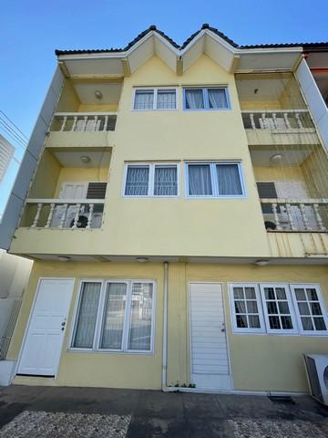 ให้เช่าทาวน์โฮม 3 ชั้น 2 คูหา 300 ตร.ม. ย่านประเสริฐมนูญกิจ เกษตร ลาดปลาเค้า ใกล้ ม.เกษตร , BTS ม.เกษตร