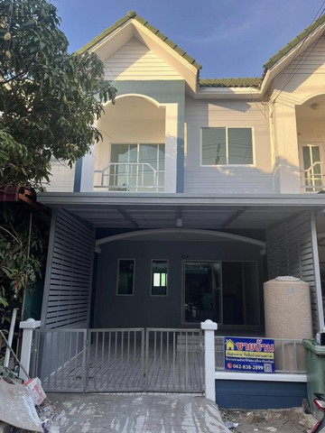 ขายบ้านหมู่บ้านมะลิวัลย์ ซอยวโรชา อำเภอบางบ่อ  จังหวัดสมุทรปราการ