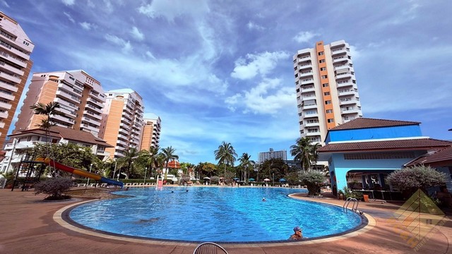 คอนโดให้เช่า วิวทะเล 1B   ถนนทัพพระยา  ห้องเพิ่งได้รับการปรับปรุงใหม่