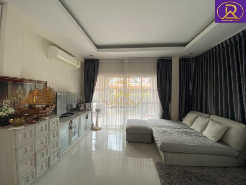 ขายด่วนบ้านเดี่ยว2ชั้น โครงการสวย มีระดับ คุณภาพสูง หมู่บ้านแกรนด์มณีรินทร์ สามมุข-บางแสน ใกล้หาดบางแสน ต.แสนสุข อ.เมืองชลบุรี จ.ชลบุรี