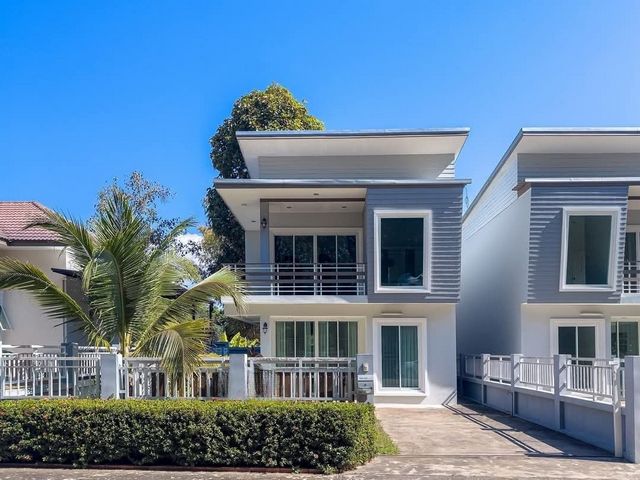 โซนแม่โจ้ ให้เช่า 12,500 บาท/เดือน ขาย 2.39 ล.เท่านั้น 48 ตรว. #สันทราย บ้าน 2 ชั้น #สไตล์โมเดิร์น #พร้อมเข้าอยู่