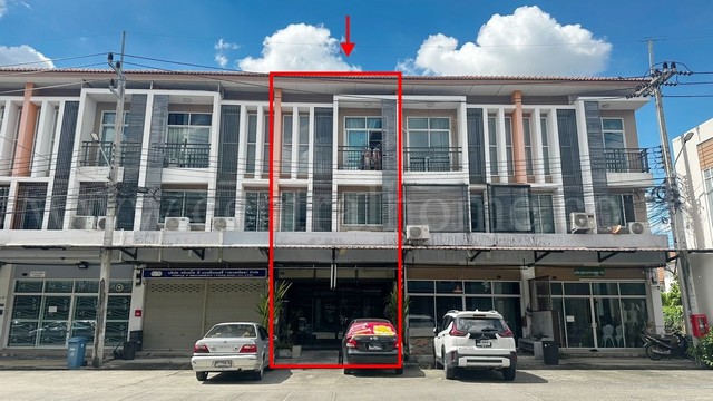 ให้เช่า อาคารพาณิชย์ 3 ชั้น ไอลีฟ ทาวน์ ลำลูกกา คลอง 3 ถูกสุดในโครงการ