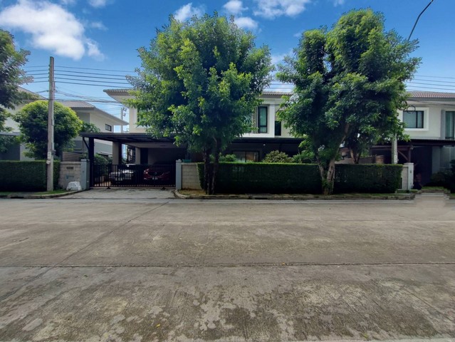 บ้านเดี่ยวคาซ่าวิลล์ รามอินทรา วงแหวน 2 CasaVille Ramintra Outer Ring 2 สวยบิ้วอินตกแต่งร่วม 2 ล้านรายละเอียด :กดรูปเพิ่มเติม : https://bit.ly/4gvMGPohttps://www.winnerestateplus.com/ติดต่อพี่เปี๊ยก Tel : (๐๙๘-๖๒๘-๗๙๕๖) คาซ่าวิลล์ รามอินทรา - วงแหวน 2 Casa Ville Ramintra Outer Ring 2 สวยพร้อมบิ้วอินตกแต่งร่วม 2  ล้าน แบบใหญ่พิเศษมีเพียง 9 Unit ร่มรื่นโซนอุโมงค์ต้นไม้น่าอยู่ ภายใต้แนวคิด Hideaway in the city ถนนกว้าง ทำเลดีมาก -คาซ่าวิลล์ รามอินทรา-วงแหวน 2  ซ.ก