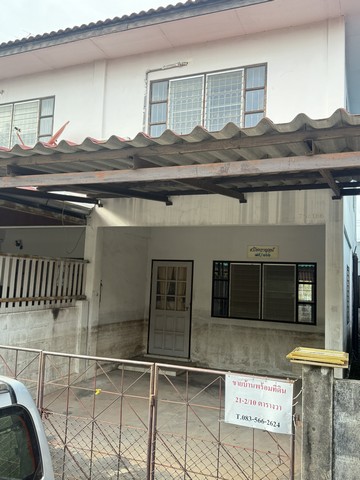 ขายด่วน บ้านแฝดราคาถูก  พระปิ่น 3 ขนาด 21.2.10 ตาราวา ต.บางแม่นาง อ.บางใหญ่ จ.นนทบุรี