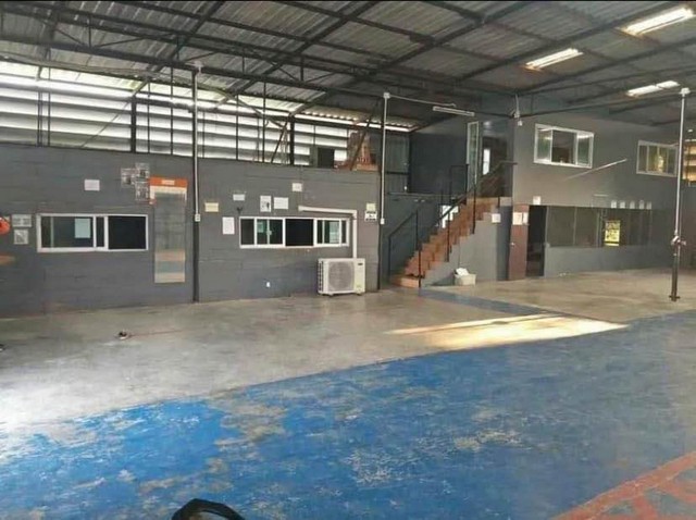 ให้เช่าโกดัง 400 ตารางเมตร รถหกล้อเข้าได้  ซอยเสรีไทย 43 เขตบึงกุ่ม กรุงเทพมหานคร