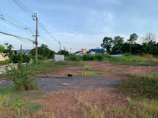 ขายที่ดิน 233.5 ตรว. หมู่บ้านเอกชัยเลควิลล์  บางบอน วิวสวย ทำเลดีมาก ถมสูง ทำเขื่อน ด้านหลังติดน้ำ ด้านหน้าติดถนน 2 ด้าน