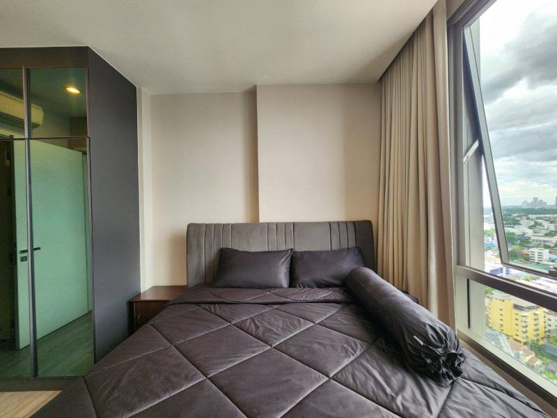 The Room Sukhumvit 69 private comfortable conveniently 25th floor BTS Phra Khanong