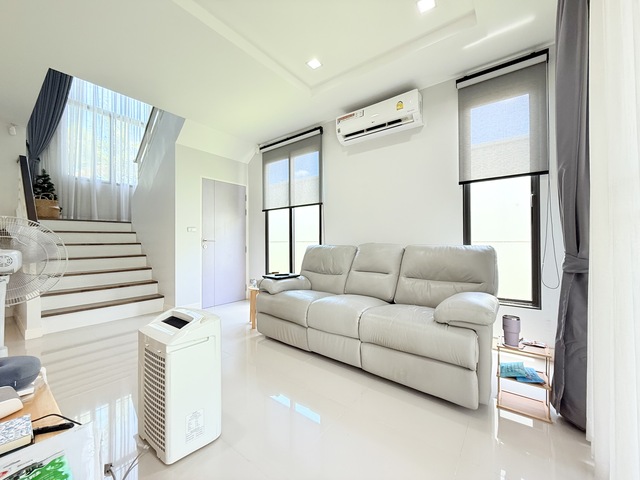 ขายบ้าน ธนาฮาบิแทต ปิ่นเกล้า สิรินธร 66 ตรว.หลังริม พื้นที่เยอะ 4ห้องนอน 3ห้องน้ำ พร้อมอยู่