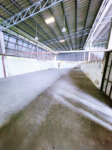 โกดัง ถูกที่สุดในโลก ตรม.ละ 60-75 บาท สะพานสูง MRT น้อมเกล้า รถไฟฟ้าสีส้ม 430ม.10ล้อ เข้าได้ 216-430 ตรม.   แจส กรีนวิลเลจ รามคำแหง 1 กม.