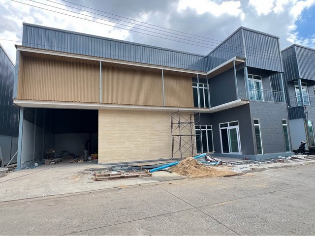 โกดังให้เช่า  ย่านรังสิต-ลำลูกกา​ คลอง 4 อำเภอลำลูกกา  จังหวัดปทุมธานี