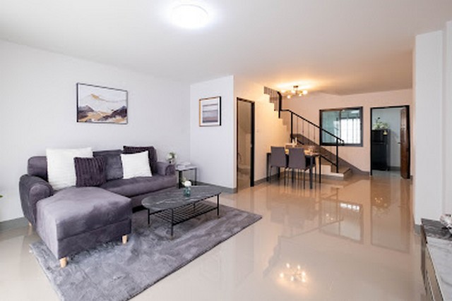 ขายทาวน์โฮมใหม่ Zentana Townhome เชียงใหม่ ราคาเริ่มต้นเพียง 2.9 ล้านบาท