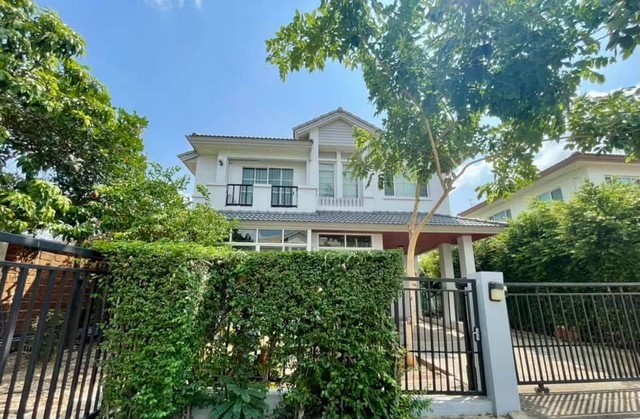  ขายบ้านเดี่ยว 66 ตร.ว. 3 ห้องนอน 2 ห้องน้ำ  หมู่บ้านมัณฑนา พระราม 5 วอลเปเปอร์ และ ผ้าม่านใหม่ทั้งหลัง